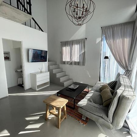 Ferienwohnung Increible Loft En Barrio Residencial Remedios de Escalada Exterior foto